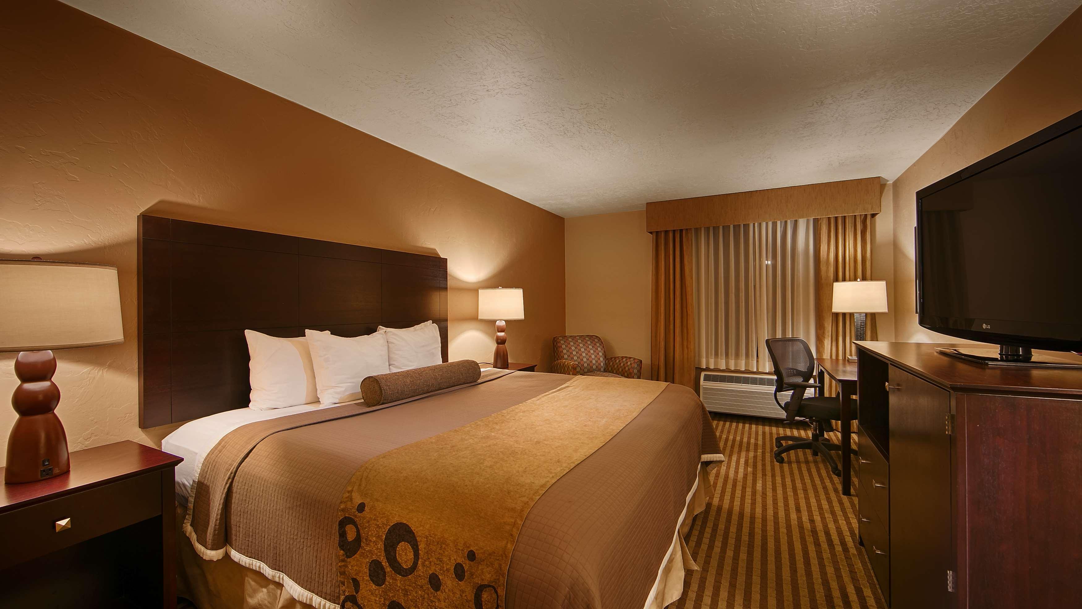 Wyndham Tucson Airport Hotel & Conference Center Экстерьер фото